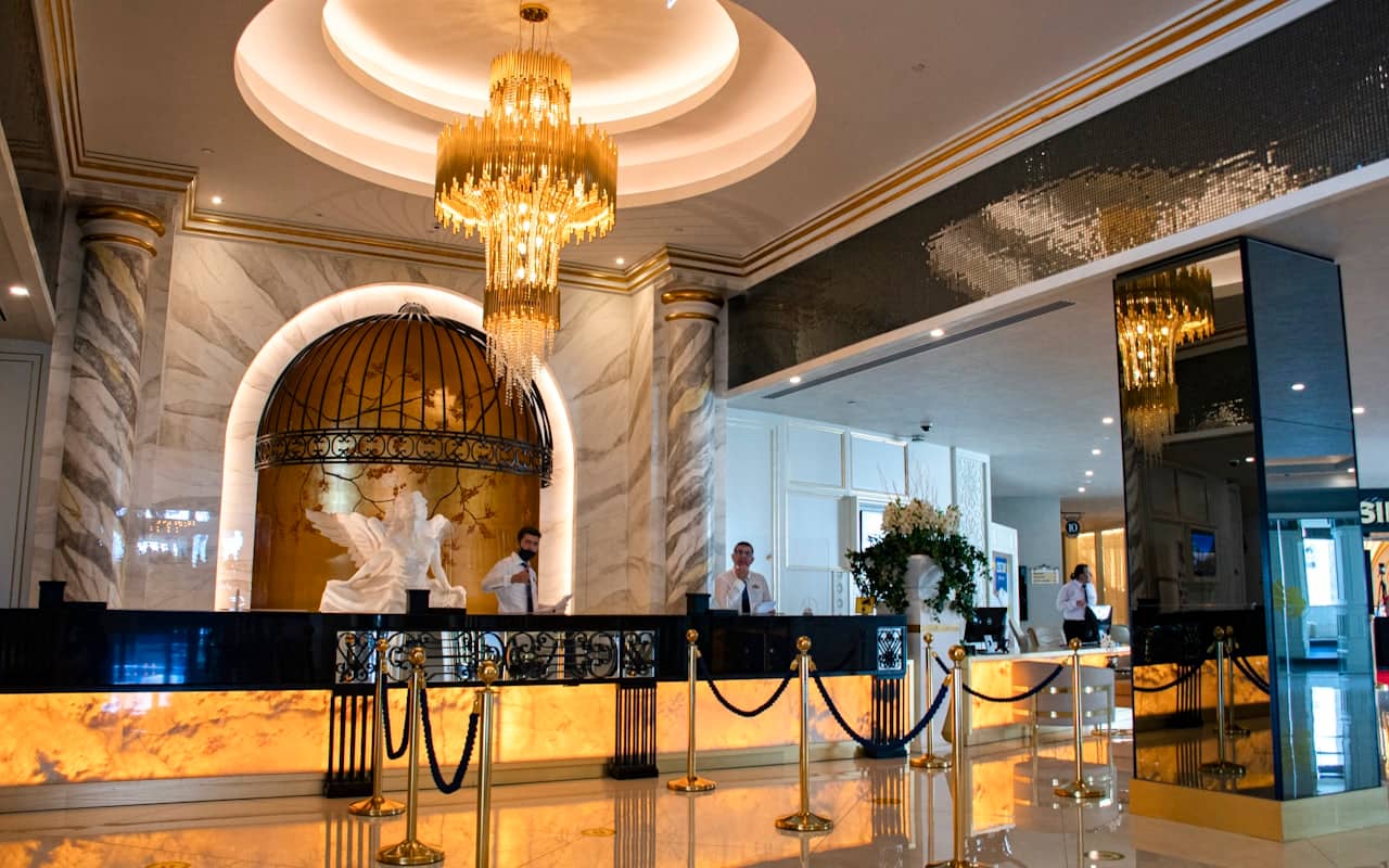 AL KAYAN — Hotel Investments